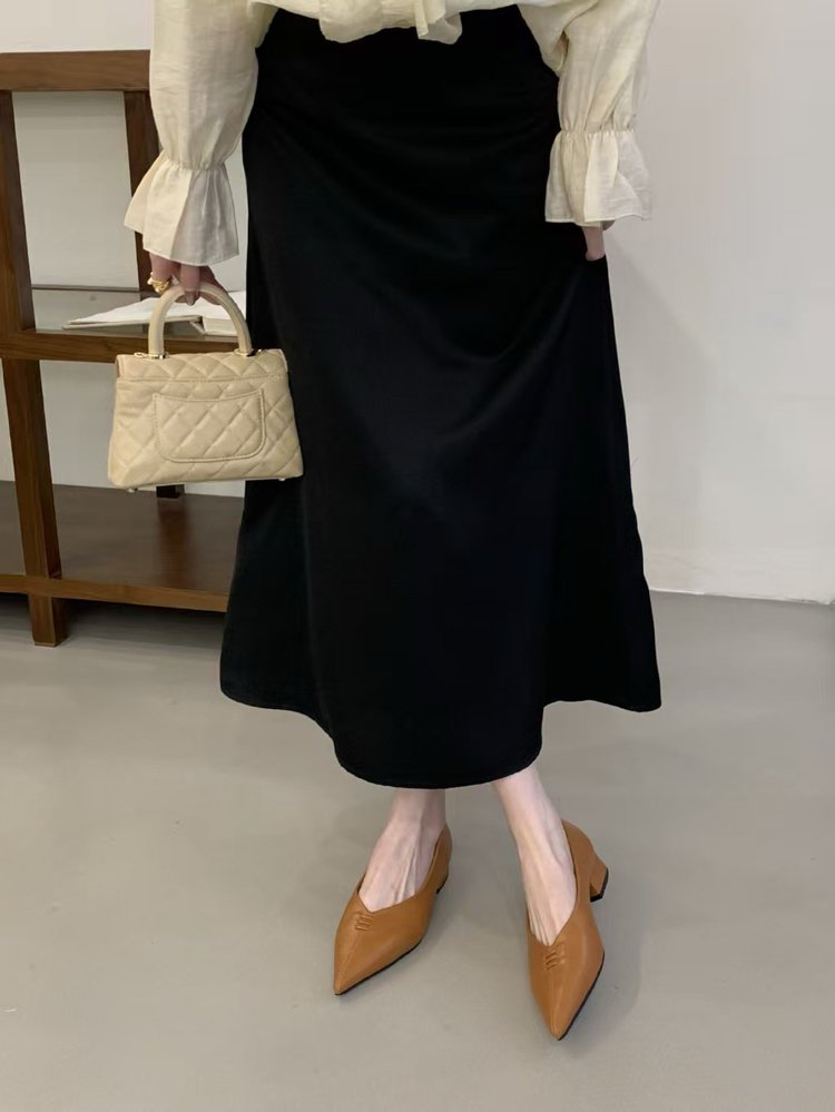 2026 New Spring & Autumn French Niche Design Pointed-Toe Chunky Low Heel Slip-On Pumps For Women, Versatile Elegant Office Style
