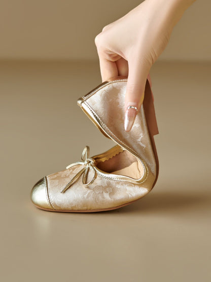 Soft-soled Large-size Ballet Flats With A Bow